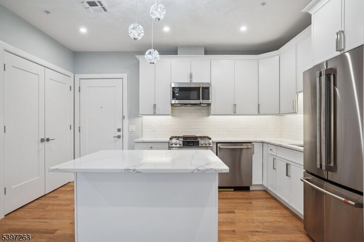 Property Photo: 106 Montgomery St NJ 07003