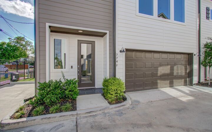 Property Photo:  774 Paul Quinn Street F  TX 77091 