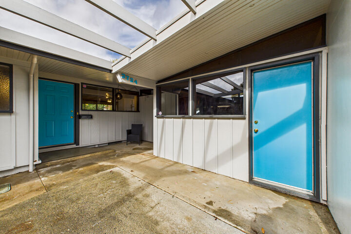 Property Photo:  2724 N Street  CA 95501 