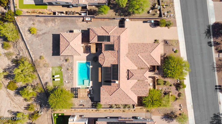 Property Photo: 1051 Avienda Del Sol AZ 86406