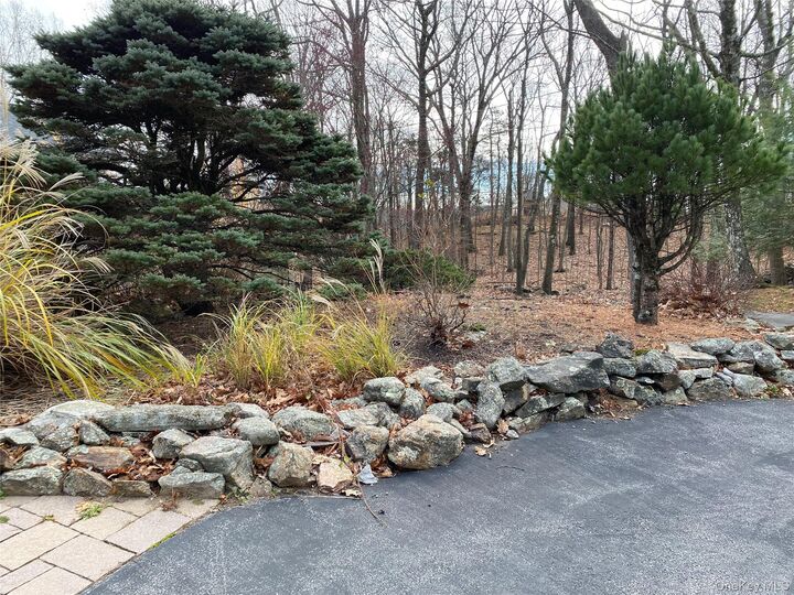 Property Photo:  19 Cascade Lake Road  NY 10990 