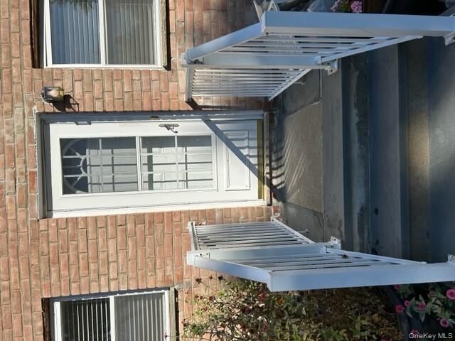 Property Photo:  115 Meyer Oval  NY 10965 