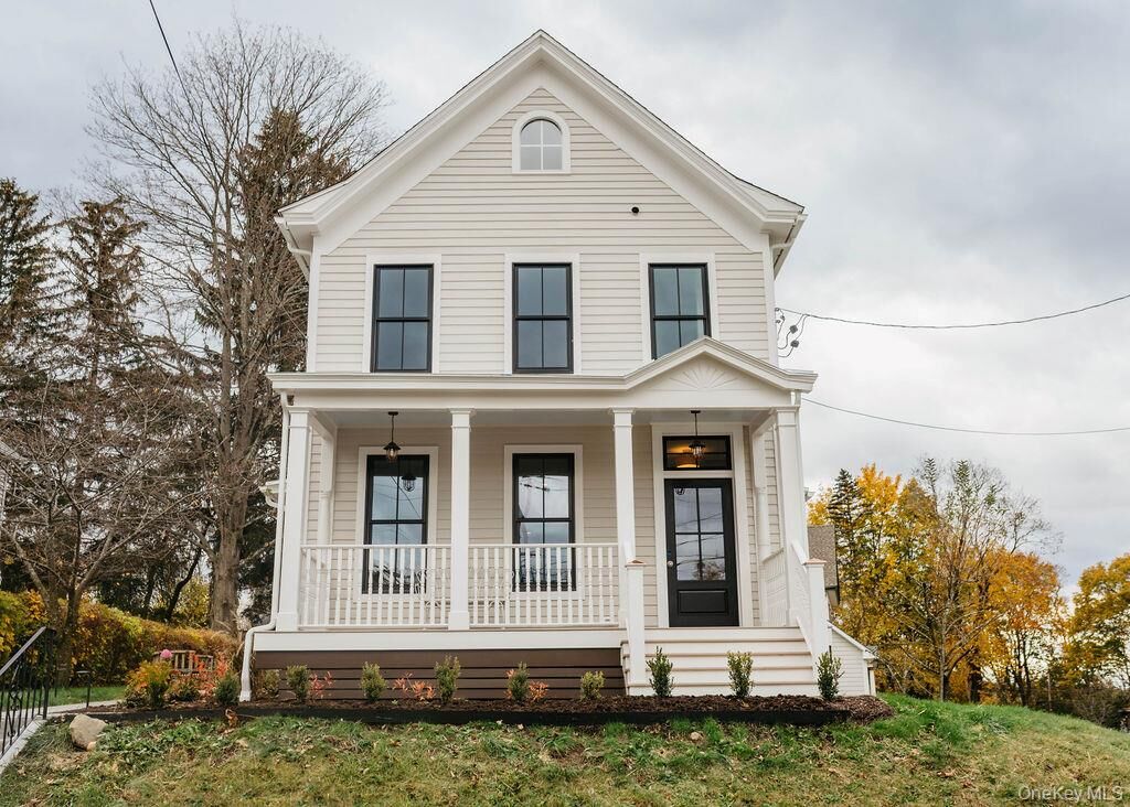 Property Photo:  139 Highland  NY 12401 