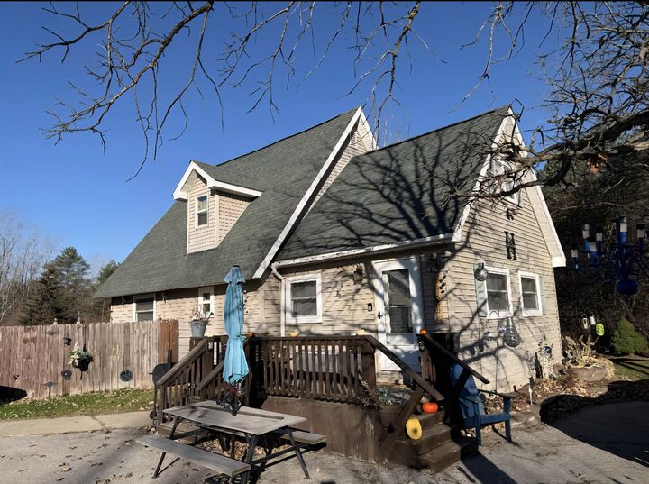 Property Photo:  1911 N 11 Mile Road  MI 48634 