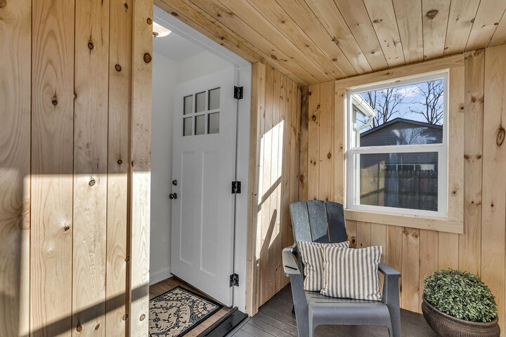 Property Photo:  323 Sycamore Street  MI 49202 