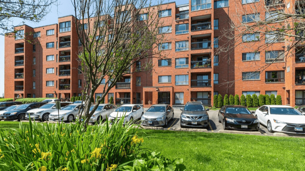 Property Photo:  3700 Capri Court 206  IL 60025 