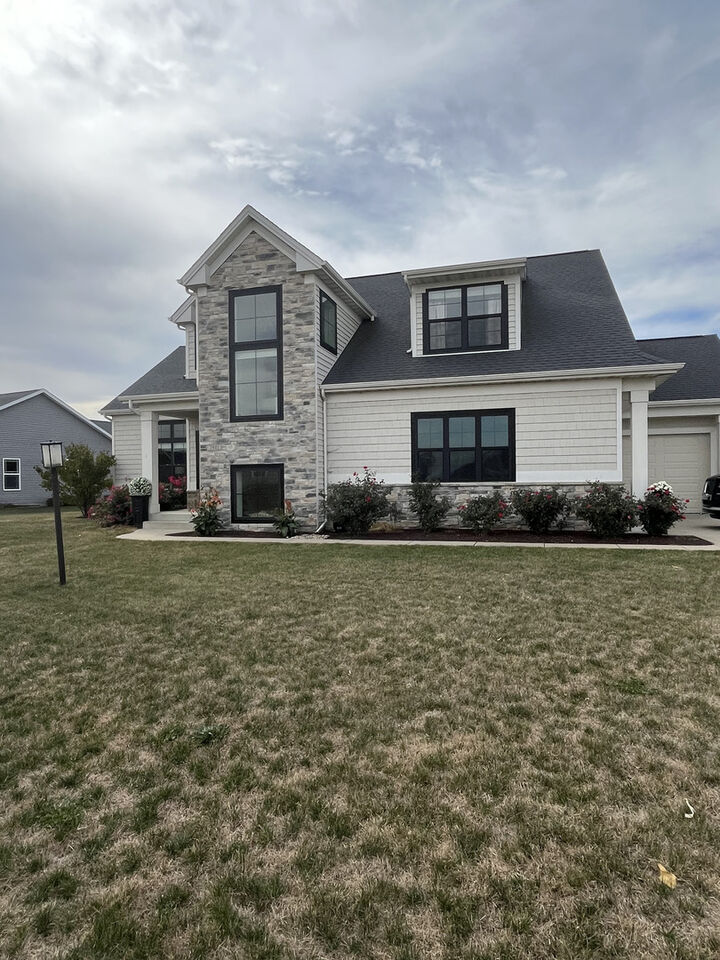 3901 Freedom Boulevard  Champaign IL 61822 photo