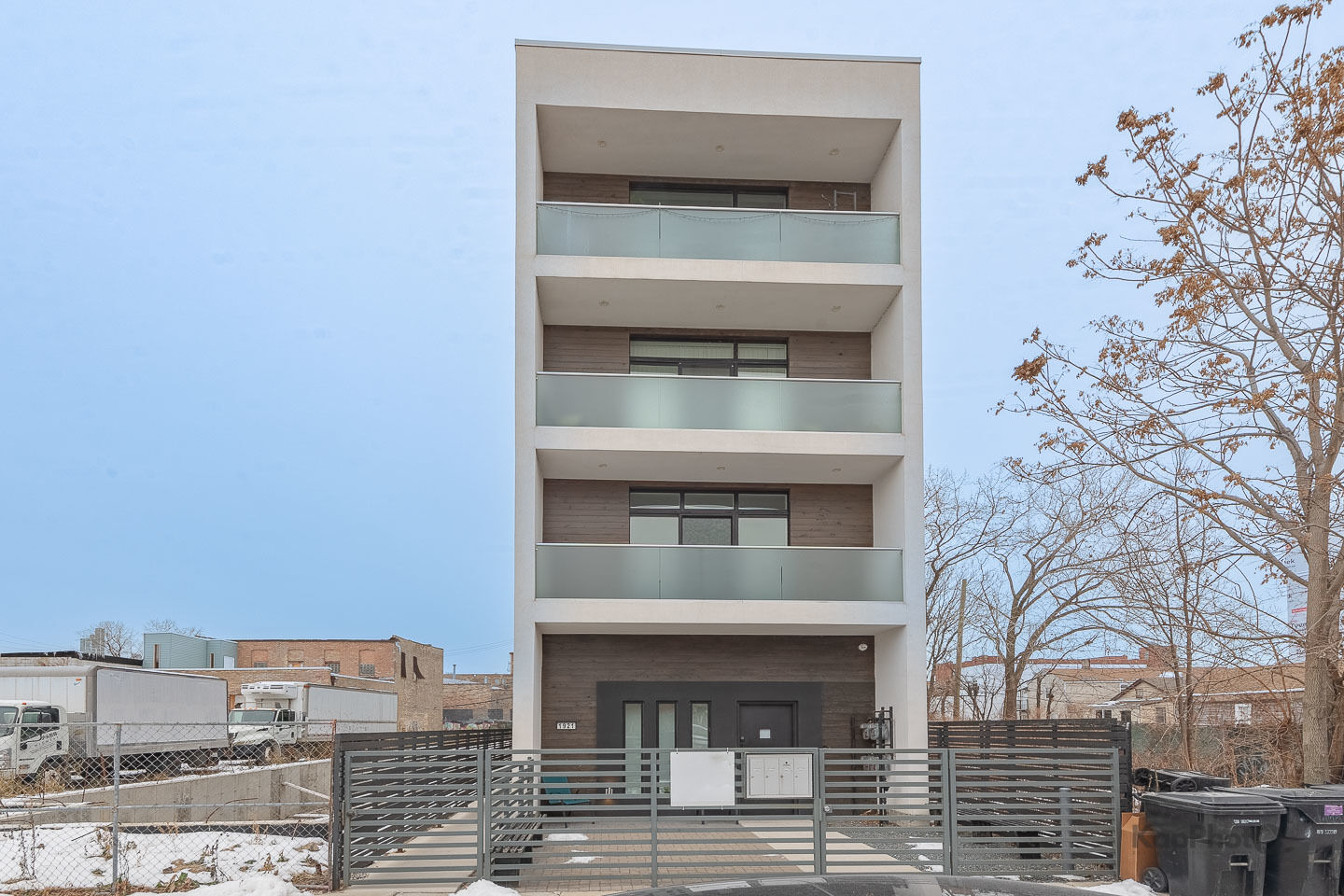 Property Photo:  1921 S Jefferson Street 1  IL 60616 