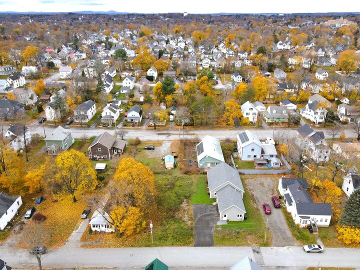 Property Photo:  154 Pearl Street  ME 04401 