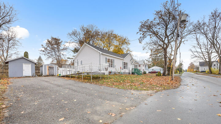 Property Photo: 202 Pearl Street ME 04401