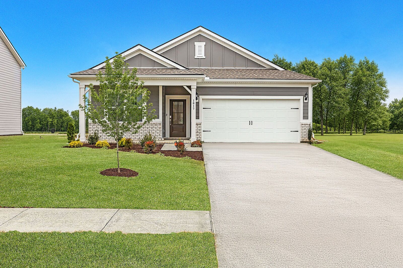 Property Photo: 1017 Gleaning Court TN 37127