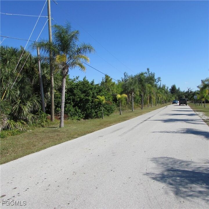 Property Photo:  3960, 4026, 4072 Stringfellow Road  FL 33956 