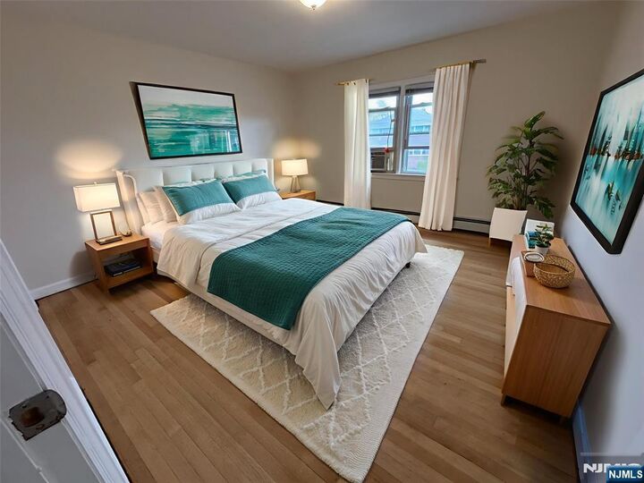 Property Photo:  368 New York Avenue  NJ 07071 