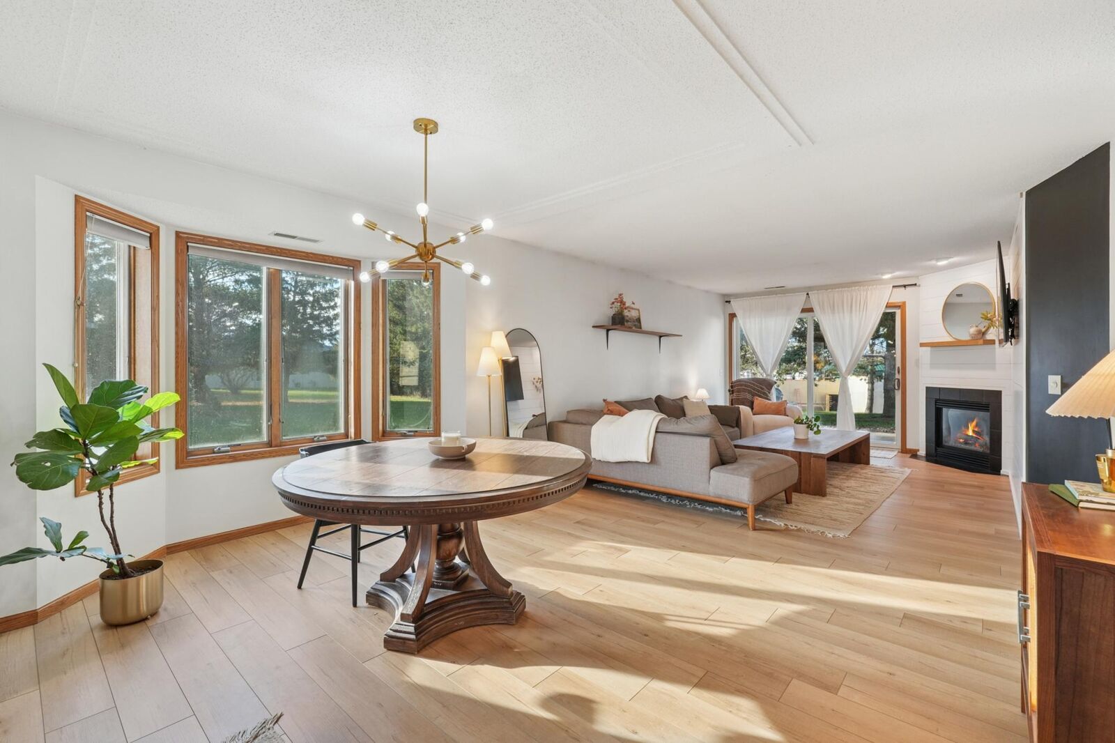 Property Photo:  1104 Balsam Court 20B  WI 54017 