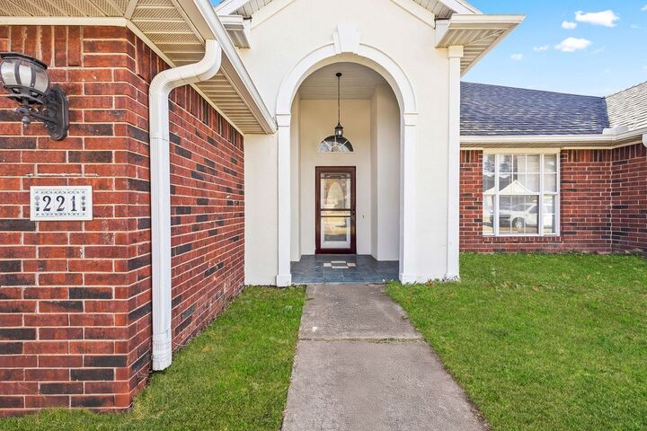 Property Photo: 221 E Colorado Avenue AR 72764