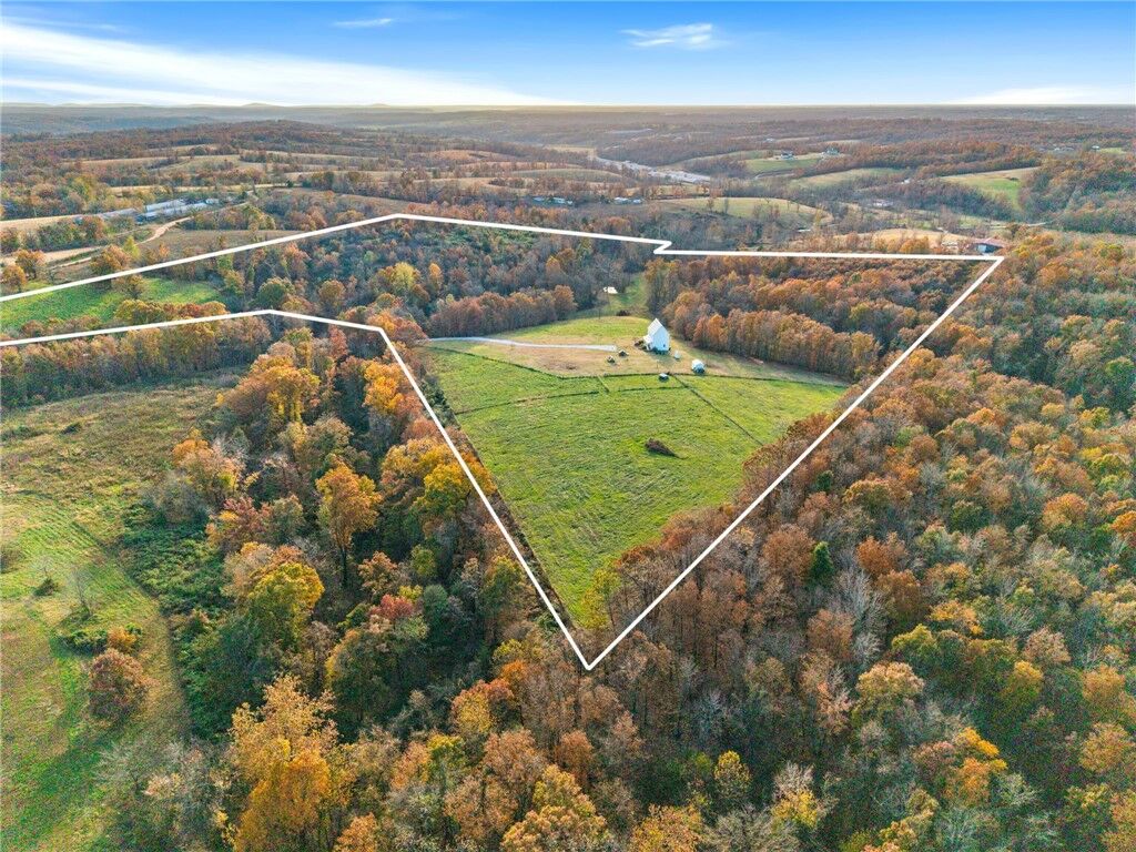Property Photo: 13325 Bryant Road AR 72761