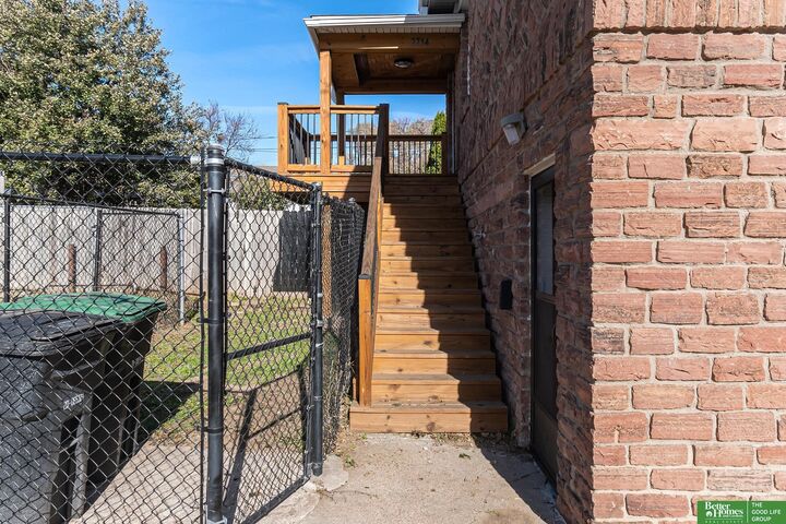 Property Photo: 2714 Mason Street NE 68105