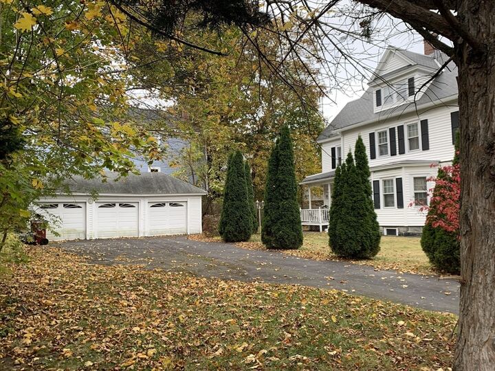 97 Hoyt Avenue  Lowell MA 01852 photo