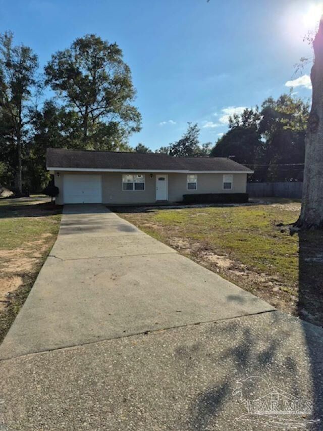 Property Photo:  4071 Diamond St  FL 32571 