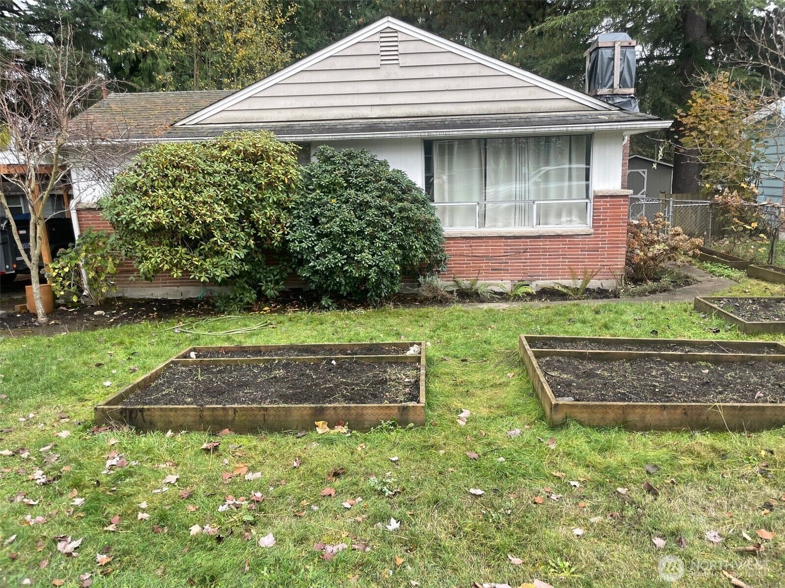 Property Photo:  3701 SW 105th Street  WA 98146 