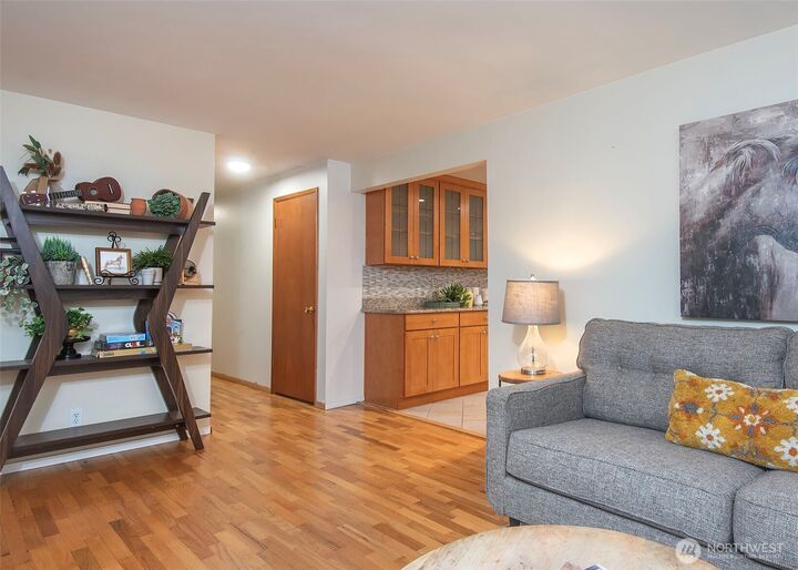 Property Photo:  5514 NE 195th Street  WA 98028 