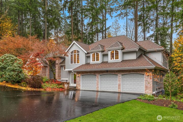 Property Photo: 16424 NE 169th Place WA 98072