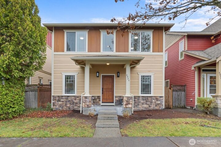 Property Photo: 4924 Balustrade Boulevard SE WA 98513