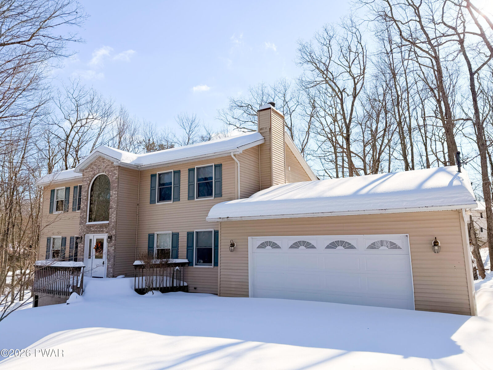 Property Photo:  804 Roundup Court  PA 18428 