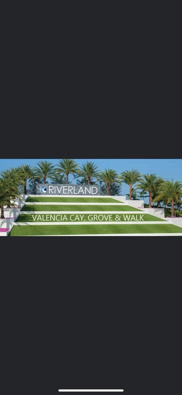 Property Photo:  11643 SW Moon River Way  FL 34987 