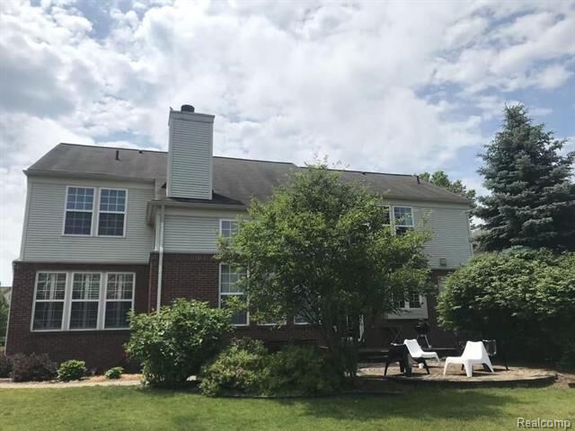 Property Photo:  16432 Johnson Creek Drive S  MI 48168 