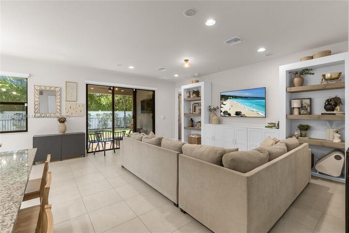 Property Photo:  7464 Estero Dr  FL 33463 