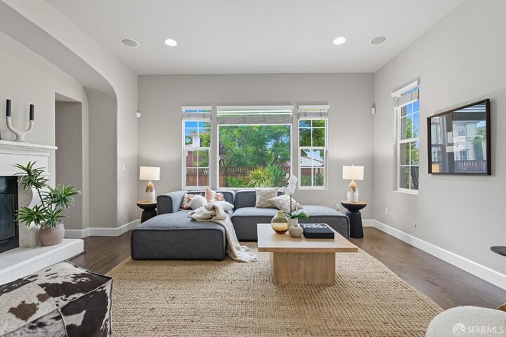 Property Photo: 2129 Creekview Drive CA 94506