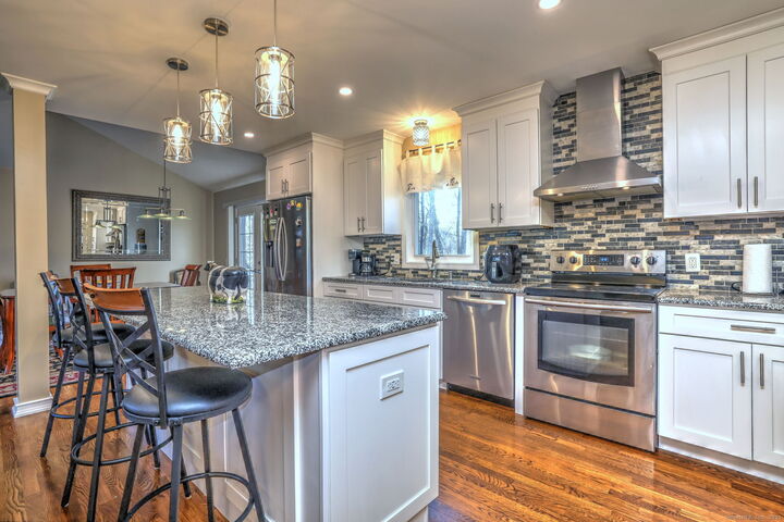 Property Photo: 27 Osborn Lane CT 06468