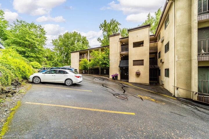 Property Photo:  707 W 6th Ave 41  WA 99204 