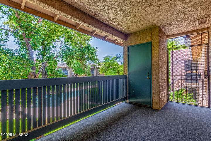 Property Photo:  8080 E Speedway Boulevard Unit 414  AZ 85710 