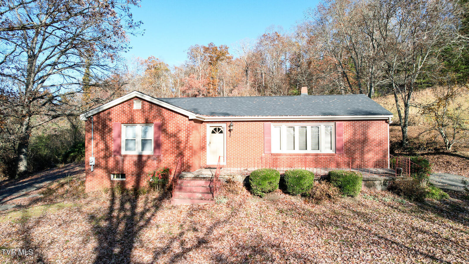 Property Photo: 285 Greystone Road TN 37743