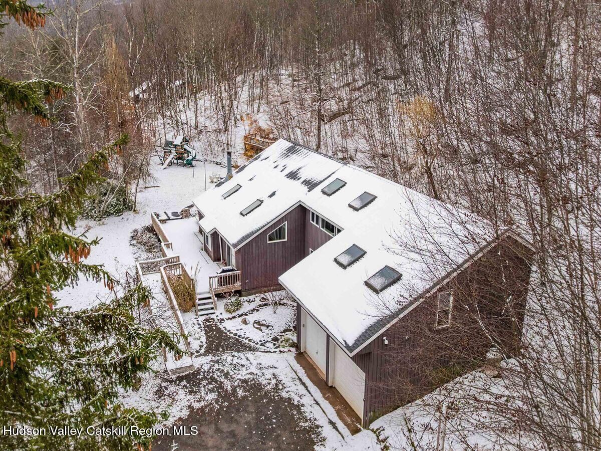 Property Photo:  620 Mohican Trail  NY 12441 