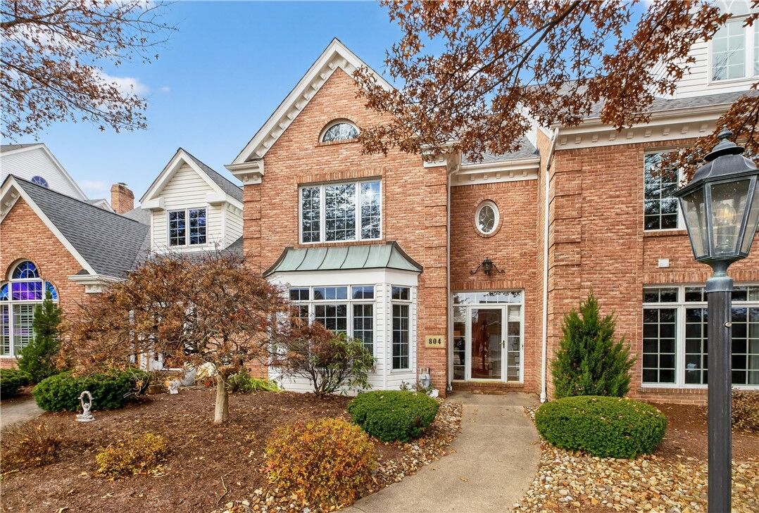 Property Photo:  804 Sheriffs Court  PA 15317 