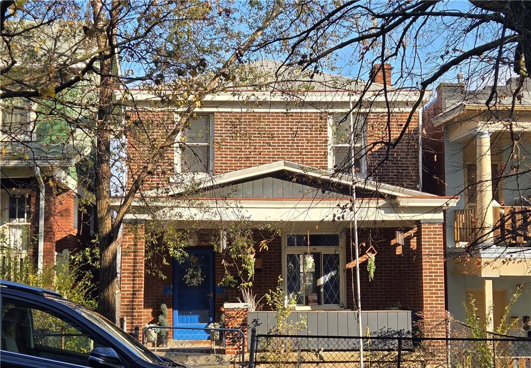 Property Photo: 95 Harwood St PA 15211