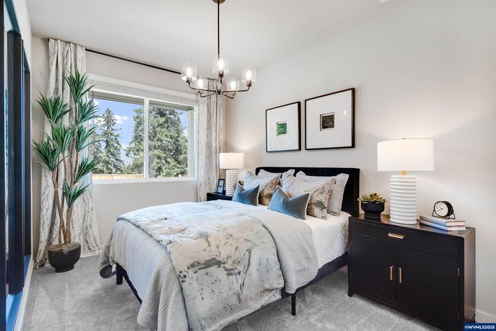 Property Photo:  2634 Mount Tabor St SE  OR 97302 