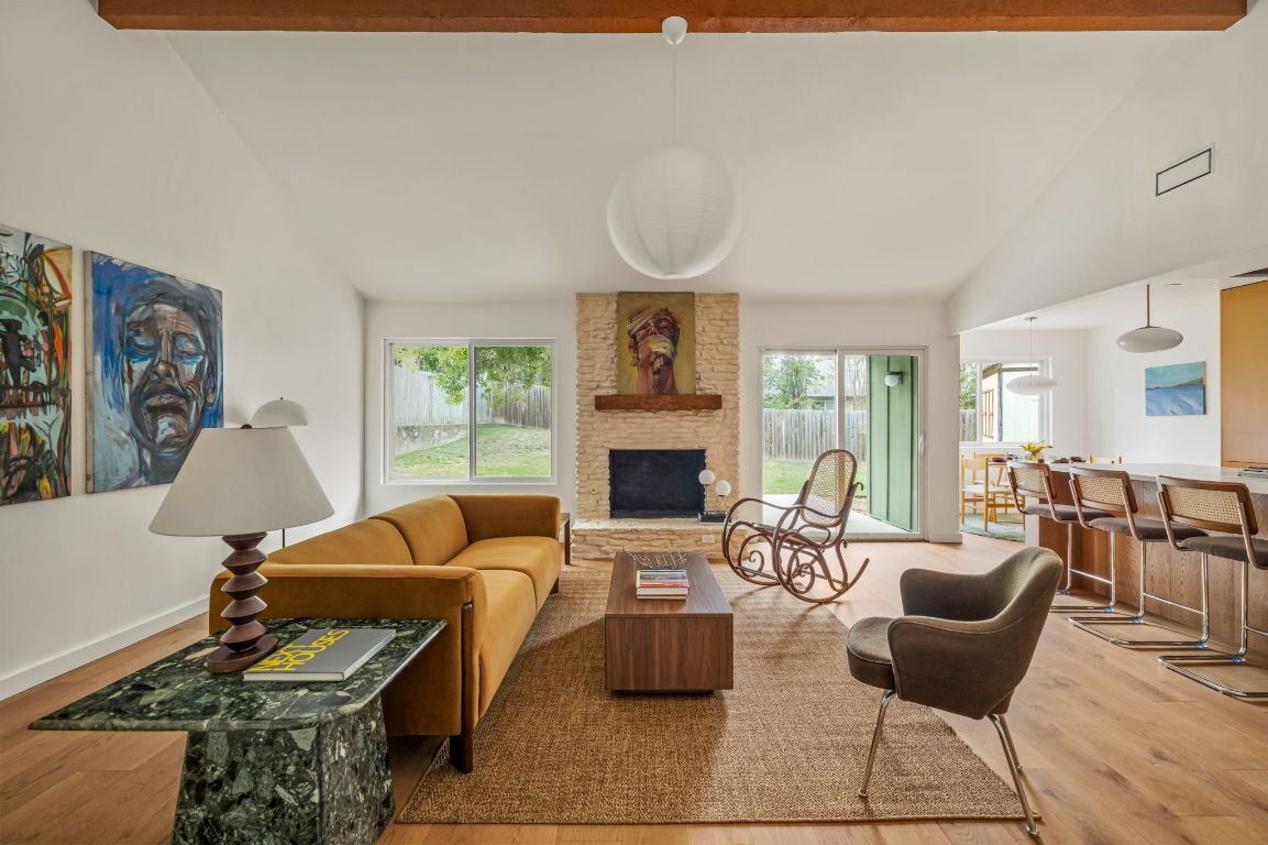 Property Photo: 10102 Warrington Cove TX 78753