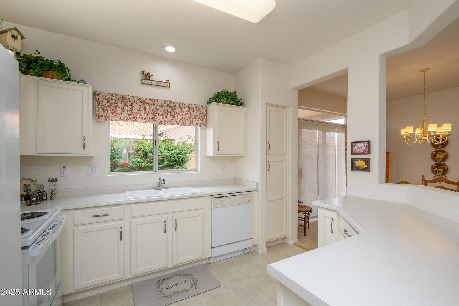 Property Photo:  15326 W Domingo Lane  AZ 85375 