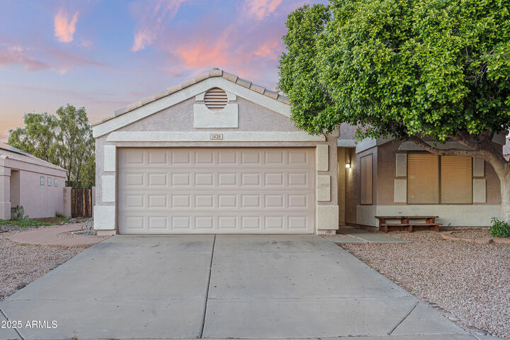 1428 W Mesquite Avenue  Apache Junction AZ 85120 photo