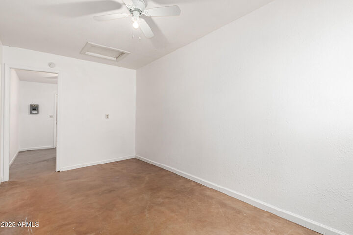 Property Photo: 9225 N 40th Drive AZ 85051