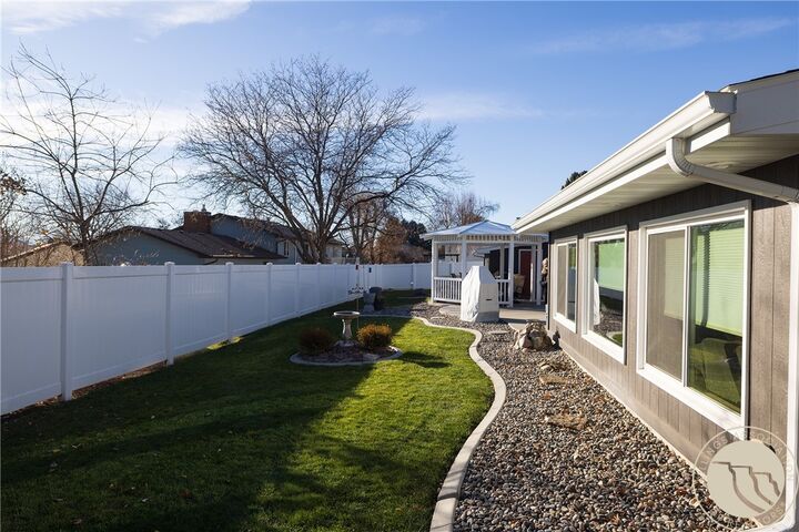 Property Photo: 512 W 14th Street MT 59044