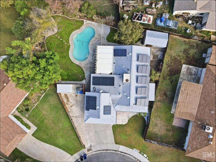 Property Photo:  5204 Corriander Court  CA 93309 