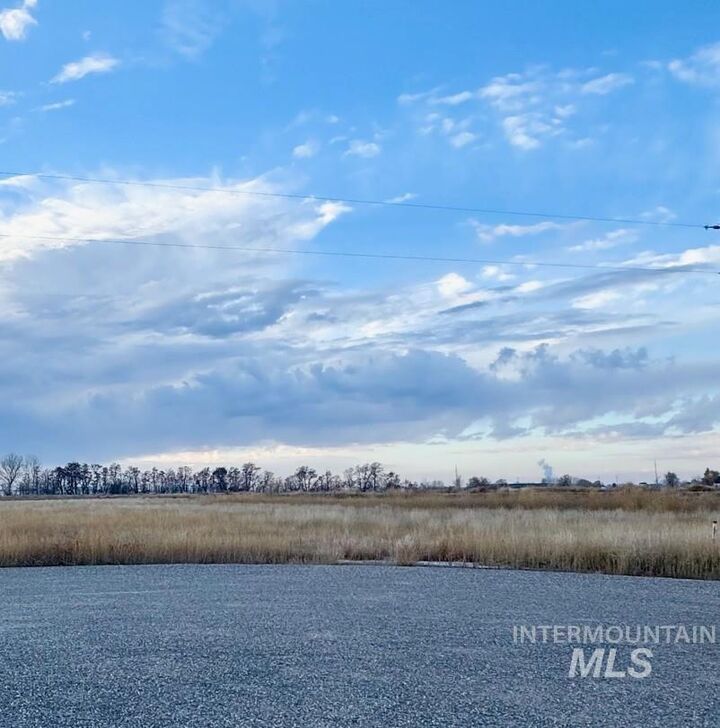 Property Photo:  278 S 224 Ln W  ID 83350 