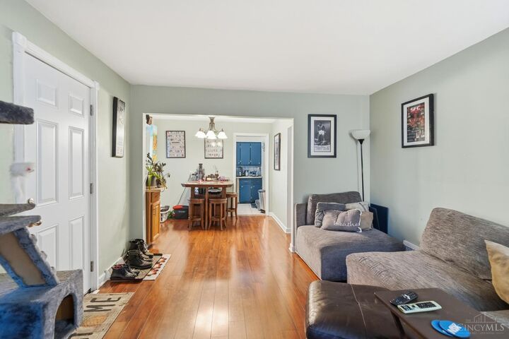 Property Photo:  2308 Queen Avenue  OH 45044 