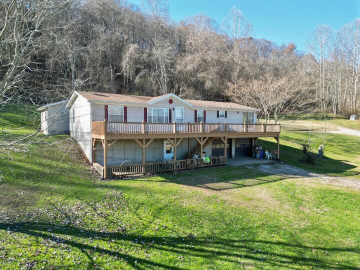 Property Photo:  10115 Old River Road  OH 43720 