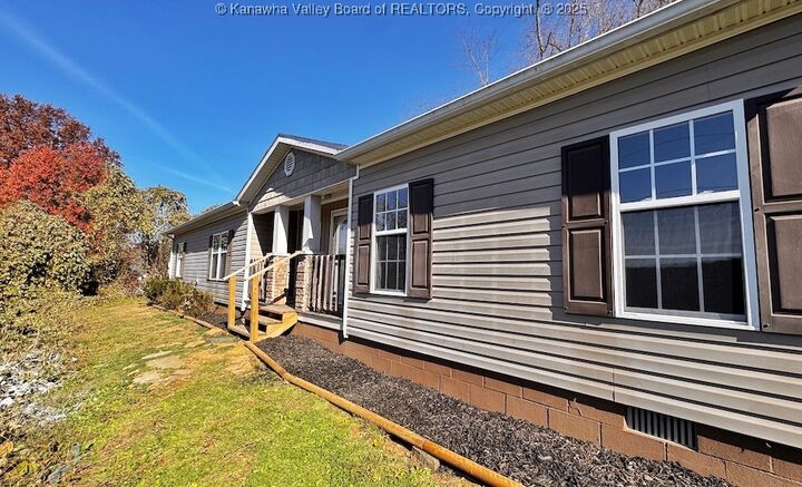 Property Photo: 5173 Cherry Lawn Road WV 25705